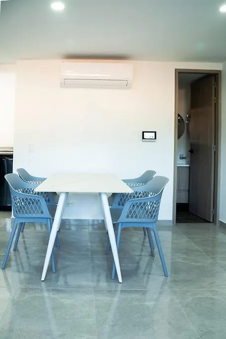 Apartamento Frente Al Cc Viva Envigado Colombia